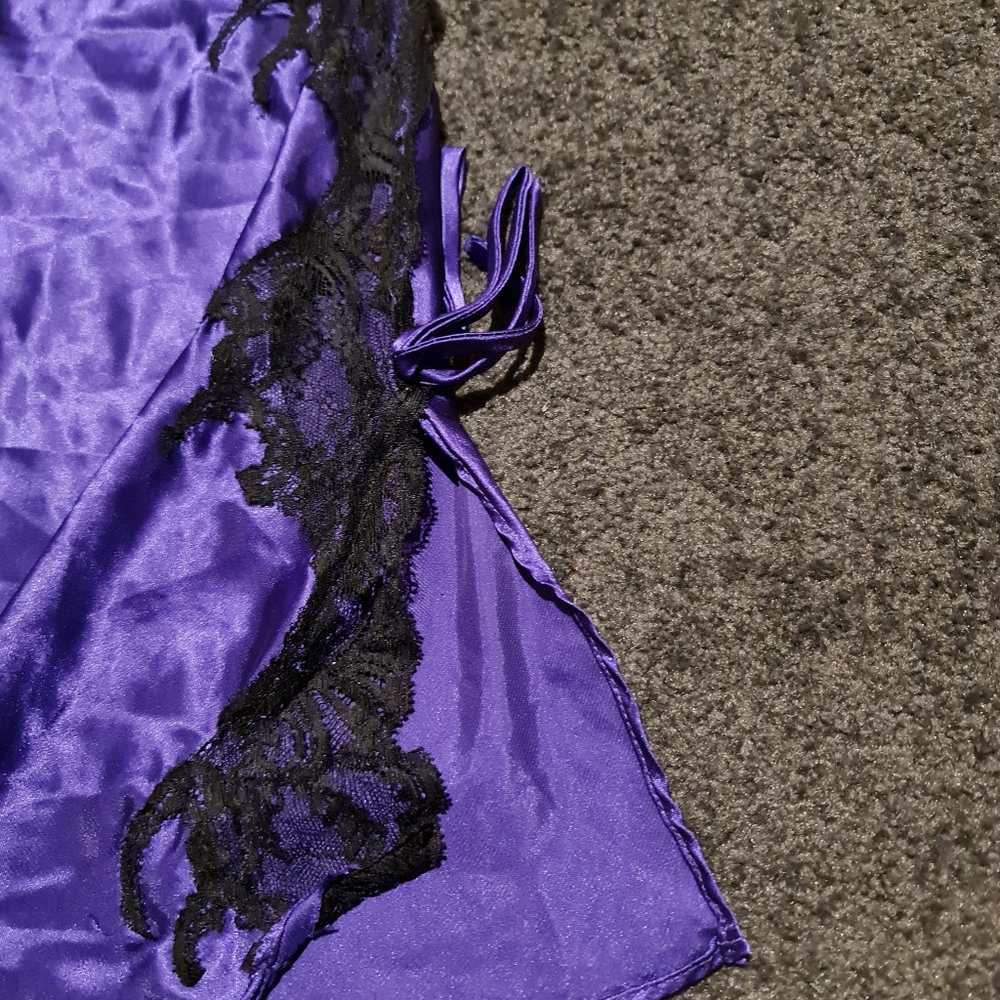 Purple Nightie with Black Lace - Picture 3 of 6